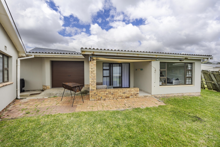 3 Bedroom Property for Sale in Marshstrand Eastern Cape